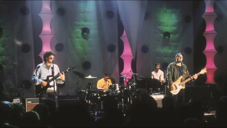 Soda Stereo: MTV Unplugged Comfort and music to fly Trailer
