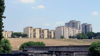 Spaccio Capitale Trailer