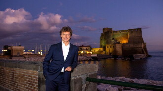 Stanotte a Napoli Trailer