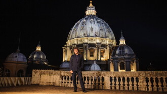 Stanotte a San Pietro Trailer