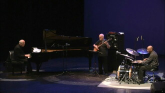 Steve Kuhn Trio - Dans le Cadre du Festival Jazz a Foik Trailer