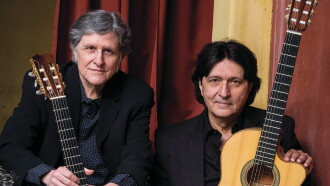 Strunz & Farah in Performance Trailer