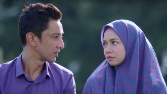 Suamiku Jatuh Dari Langit Trailer