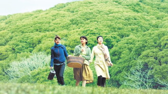 Sue, Mai & Sawa: Righting the Girl Ship Trailer