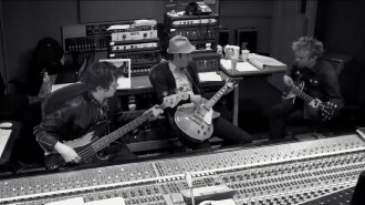 Sum 41: Don't Try This at Home Trailer
