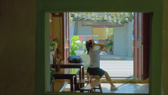 Summer Flowers Trailer