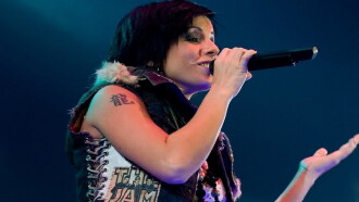t.A.T.u.  - Truth Live In St. Petersburg Trailer