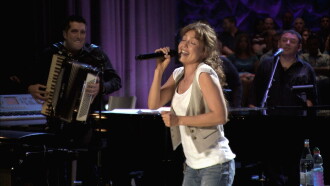 Thalía Unplugged Trailer