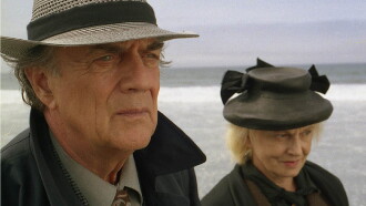 The Émigré: Everything is Different Trailer