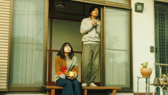The Ex-idol, Stuck in Life, Decided to Live with a Complete Stranger Trailer