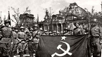 The Fall of Berlin Trailer