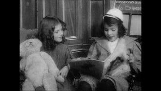 The Little Girl Who Did Not Believe in Santa Claus Trailer