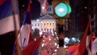 The Way the Wind Blows in October. The 2004 Election in Uruguay Trailer