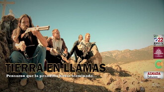 Tierra en llamas Trailer