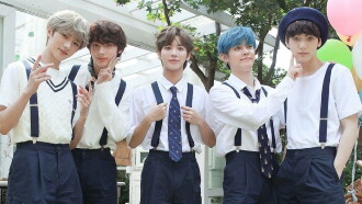 TOMORROW X TOGETHER 2020 SEASON'S GREETINGS Trailer