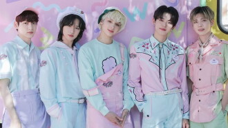 TOMORROW X TOGETHER 2022 SEASON'S GREETINGS Trailer