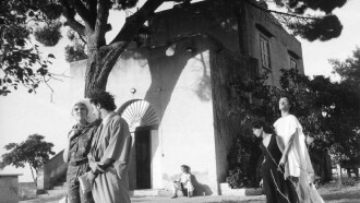 Torpore internazionale Trailer