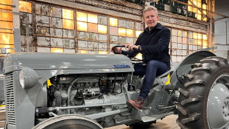 Tractor Wars: Ferguson vs Ford Trailer