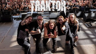 Traktor – Prach a vzduch Trailer
