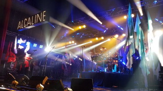 Tryo - Alcaline le Concert Trailer