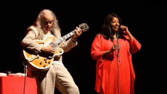 Tuck & Patti - Live In Holland Trailer