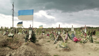 Ukraine - Sur les traces des bourreaux Trailer
