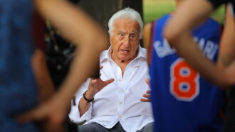 Un coach come padre Trailer