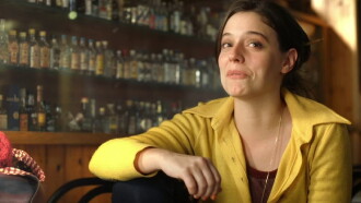 Un mal trago Trailer