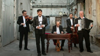 Un voyage sonore en Roumanie : A travers les temps et les mondes Trailer
