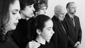 Una mancha blanca Trailer