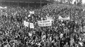 Une révolution politique 1969-1983 Trailer