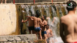 Uttarakhand, aux sources du Gange Trailer