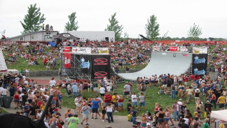 Vans Warped Tour 2002 Trailer
