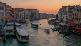 Venise : les défis hors normes des bâtisseurs Trailer