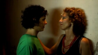 Verde y negro Trailer