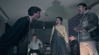 Versos Post Mortem Trailer