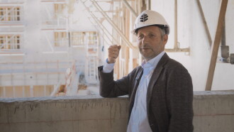 Vier Sterne Plus Trailer