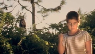 Villa Oculta Trailer