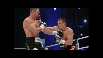 Vitali Klitschko vs. Tomasz Adamek Trailer