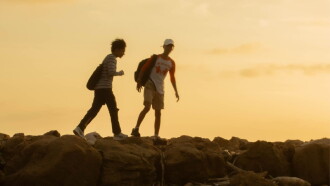 where does the sea sleep? Trailer