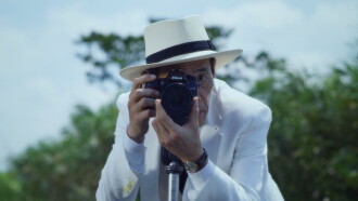 Woman of the Photographs Trailer