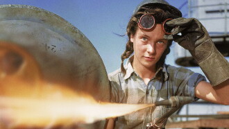 Women at War (1939-1945) Trailer