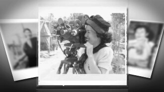 Women with a camera Trailer
