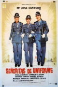 Señoritas de uniforme