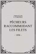 Pêcheurs raccommodant les filets