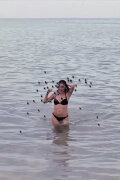 Hot Beach Babe Aims to Please