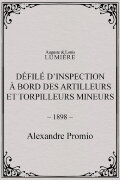 Défilé d’inspection à bord des artilleurs et torpilleurs mineurs