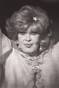 Madame Lauraine's Transsexual Touch