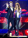 Vanesa Martin Y Axel