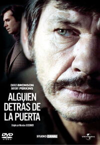 Alguien detrás de la puerta (1971)